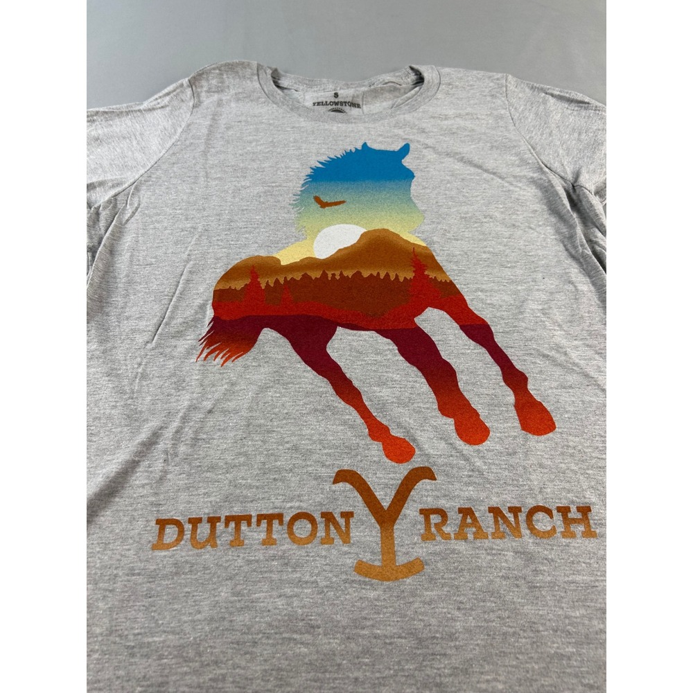 Yellowstone Dutton Ranch Horse Graphic T-Shirt Gray Small Paramount Network Tee - Picture 5 of 8